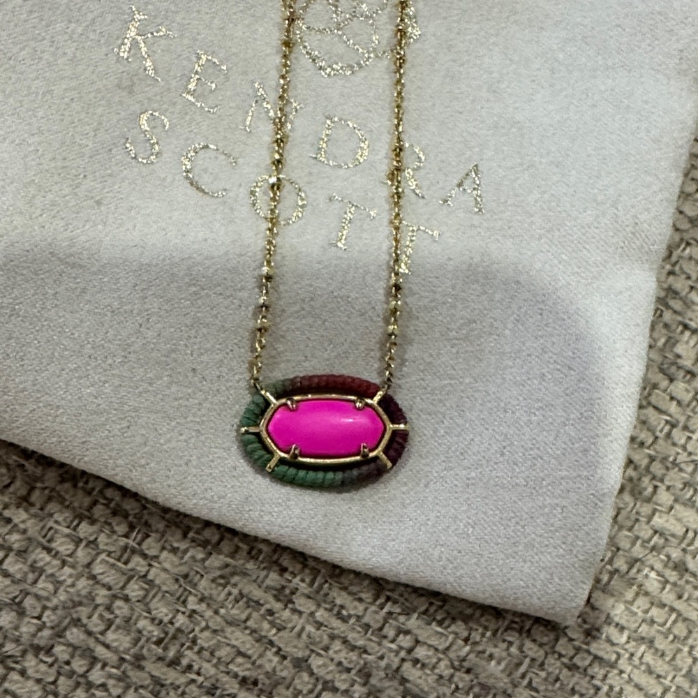 Kendra Scott Fuchsia and Forest Green Pendant Necklace